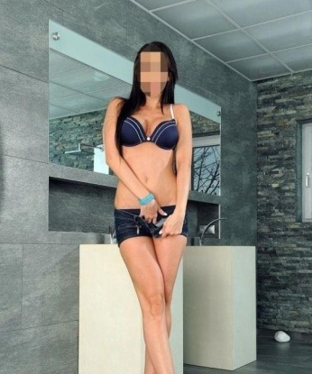 Страстная и жгучая красотка готова погрузить тебя в мир наслаждения и удовольствия. Приезжай, и я сделаю все, чтобы тебе было хорошо. 9514, 30 лет